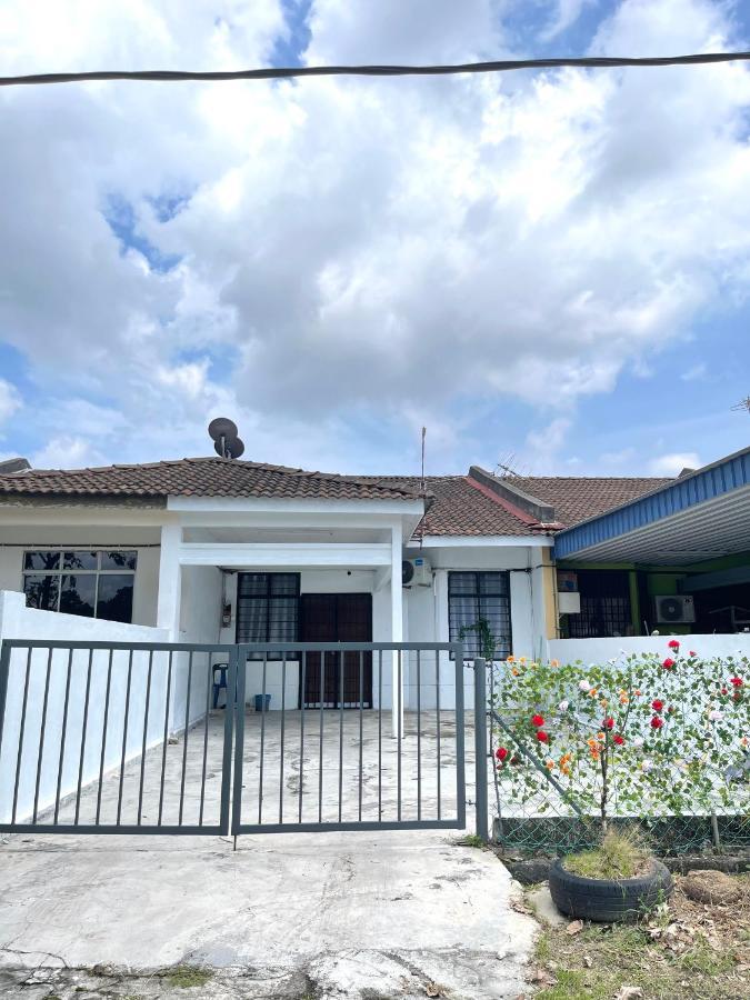 Cozy 18 Entire 3 Bedroom @Alma Bukit Mertajam Exterior photo